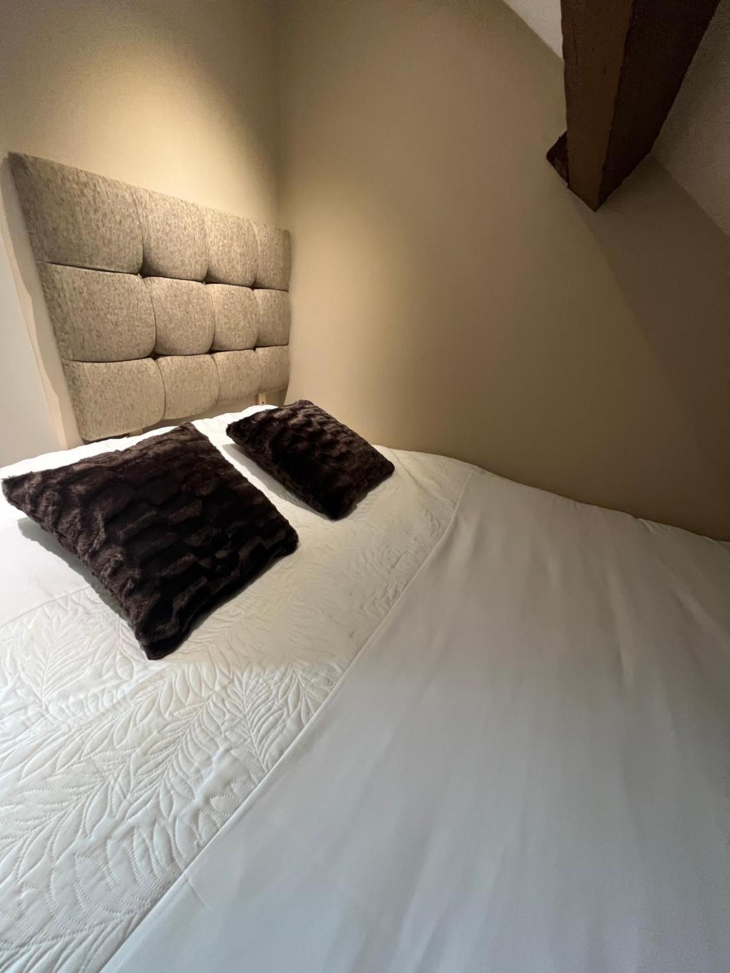Private & Modern En-Suite Rooms Town Centre Self Check-In Barnsley Kültér fotó